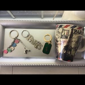 Mug, key chain, Paris. Home